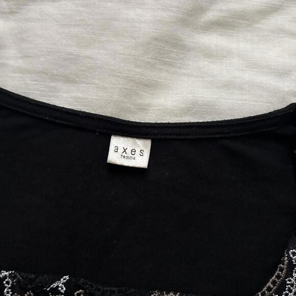Axes Femme Black white embroidered bib peasant blouse lace trim Size medium - Picture 3 of 8